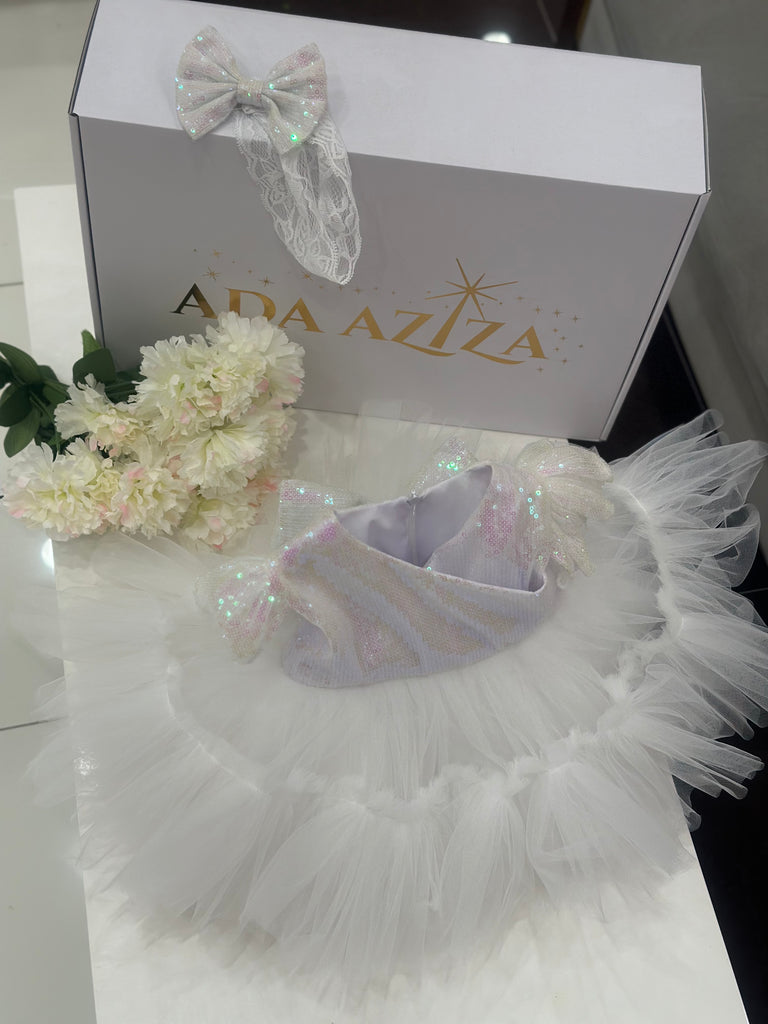 Cattlaya White - Baby Essentially