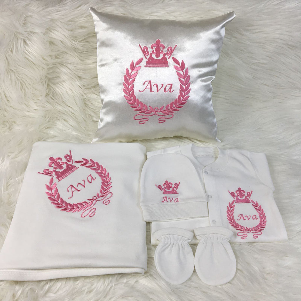 4 Pieces Embroidery Pink + Pillow - Baby Essentially